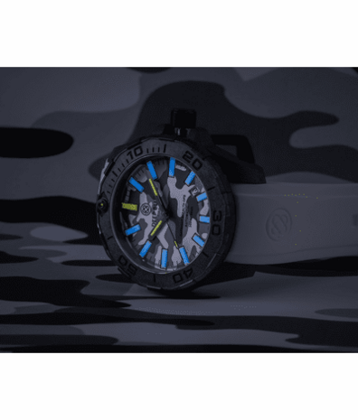 DAYNIGHT STEALTH OPS CARBON CASE BLACK GREY CAMO DIAL GREEN/ORANGE FLAT TRITIUM TUBES AUTOMATIC WATCH SCREW DOWN CROWN