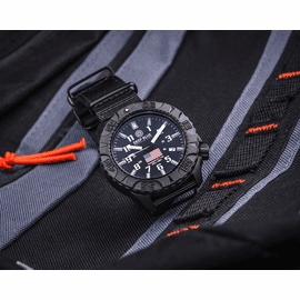 DAYNIGHT DIVER PC USA TRITIUM AUTOMATIC WATCH- BLACK- WHITE BEZEL - WHITE NUMBERS USA FLAG 3 COLOR TRITIUM TUBES &ndash; STRAP