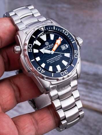 DEPTHMASTER PRO 3000M AUTOMATIC DIVER BLACK DIAL BRACELET