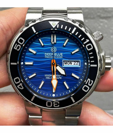 PRO SUN DIVER IV 1000 QUARTZ DIVER BRACELET DEEP BLUE FADE DIAL